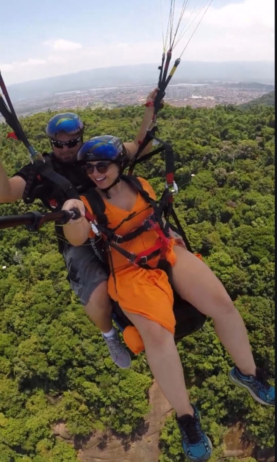 Voo sobre o parque de diversões